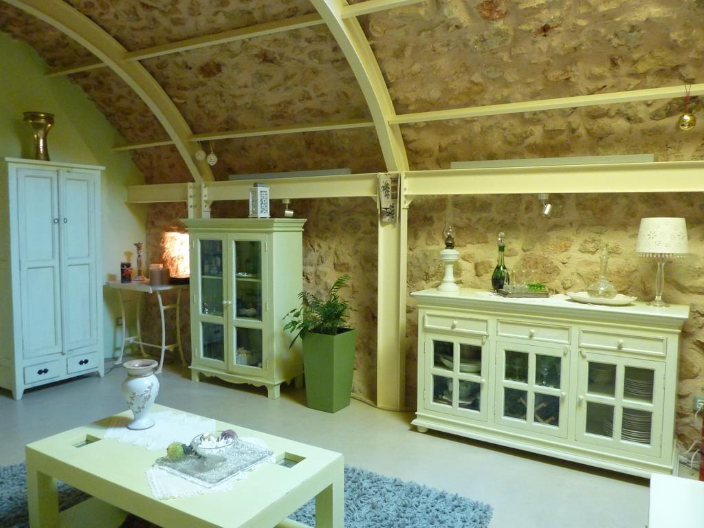 St. George Sykoussis Traditional Residence Ájosz Jeórjosz Szikúszisz Szoba fotó